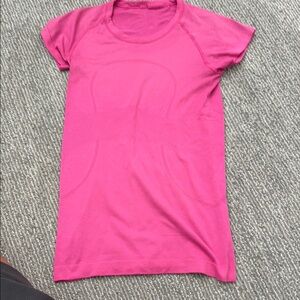Bright Pink Lululemon T shirt